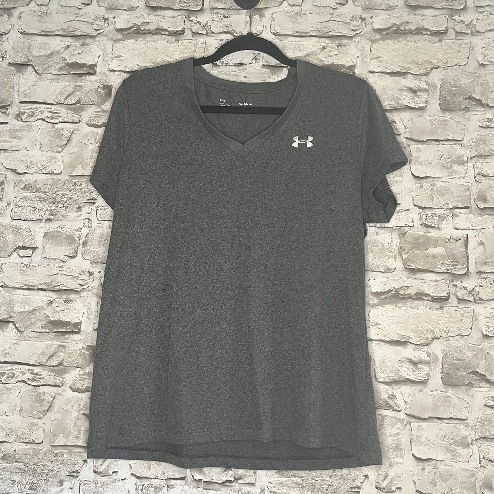 Under Armour Women's UA Teck V-Neck Tee